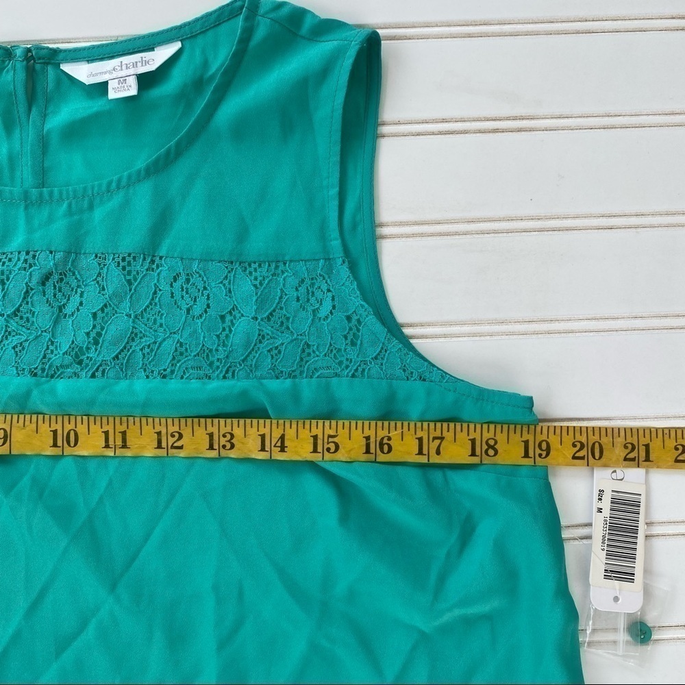 Sleeveless blouse lace front Size Medium NEW - Picture 8 of 9